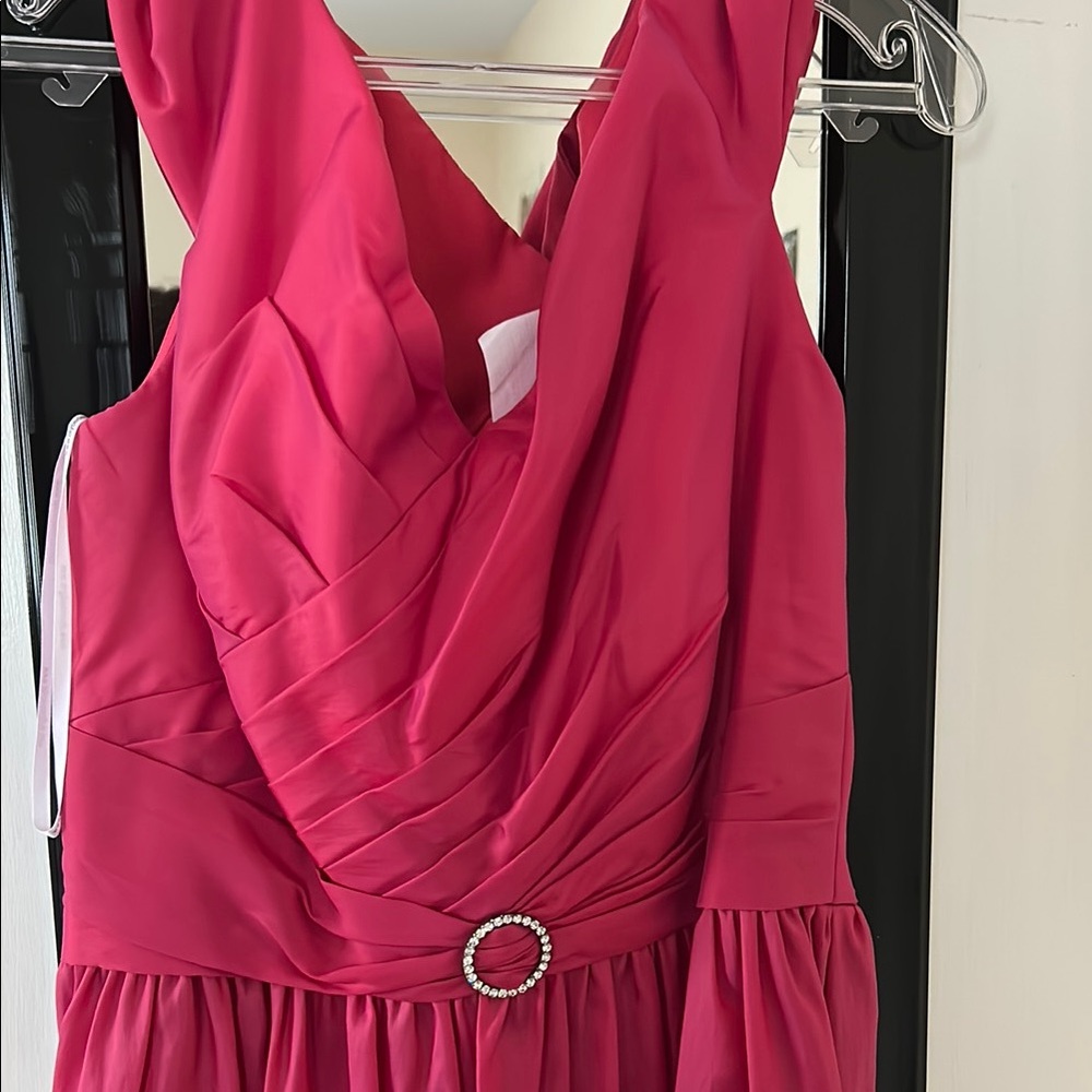 Elegant Pink Sleeveless Dress